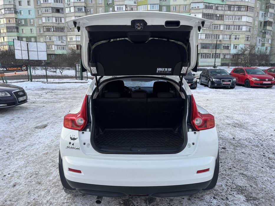 Продам офіційний Nissan Juke автомат