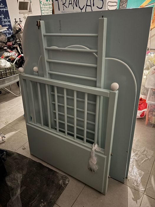 Berço / cama feita por medida