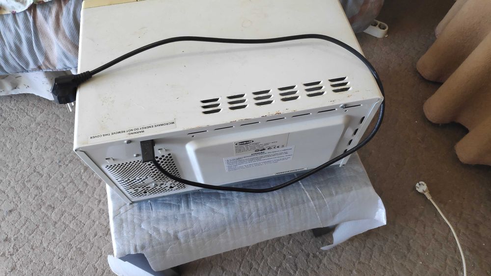 Micro-ondas  BECKEN MM717ABN