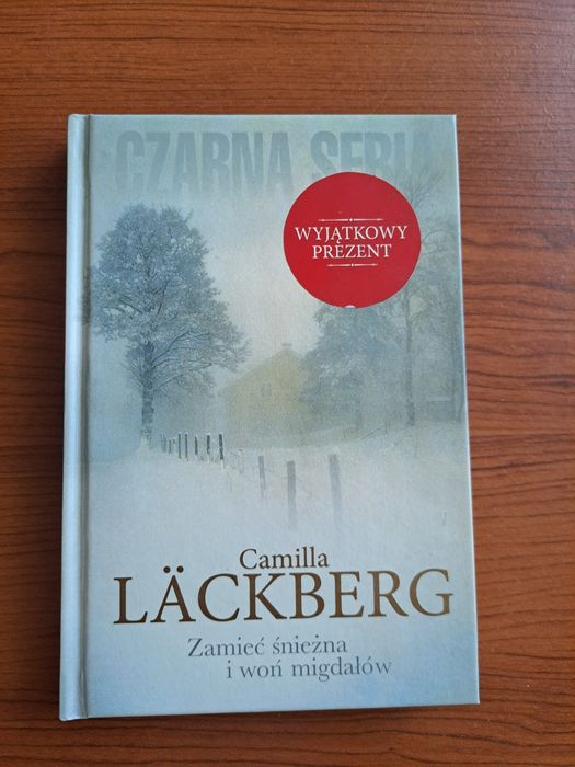 Zamieć śnieżna i woń migdałów - Camilla Lackberg