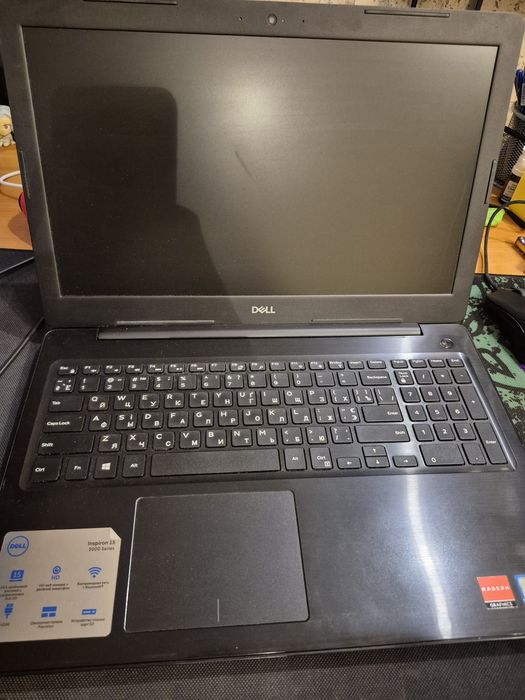 Ноутбук Dell Inspiron 5570
