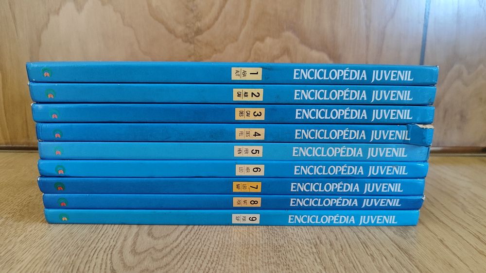 Livros: Enciclopédia juvenil