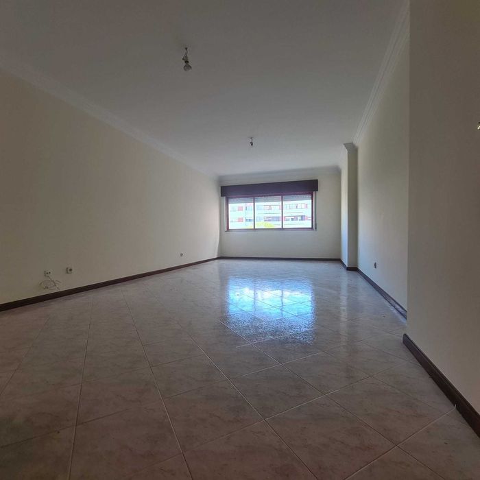 Apartamento T2 à venda - Cavaleira, Mem Martins | Venda Particular