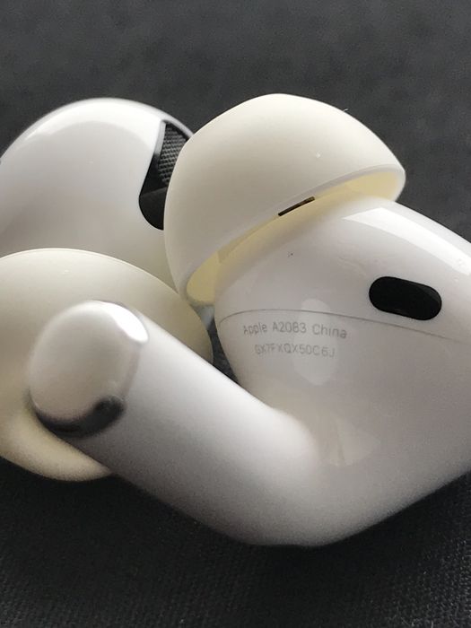 Наушник airpods Pro 1 original Левый A2084 Правый A2083