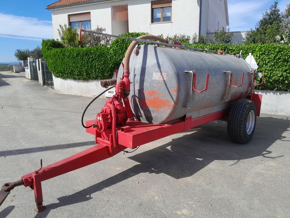 Cisternas de 3000L a 6000L