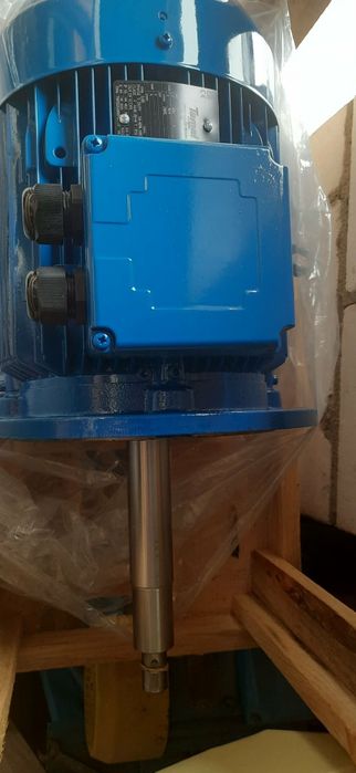 Silnik elektryczny TAMEL 5.5kW 2900r/min