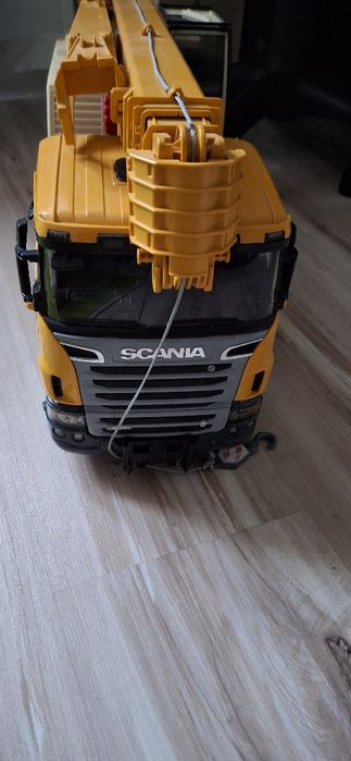 Bruder 03571 Ciężarówka Scania Super 560R z żurawiem Liebherr