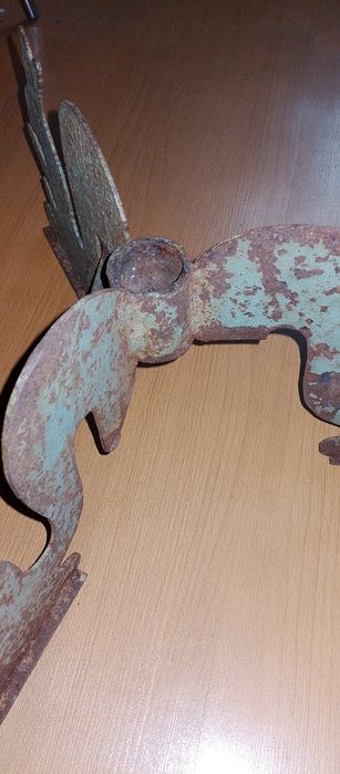 Тринога для елки(метал)