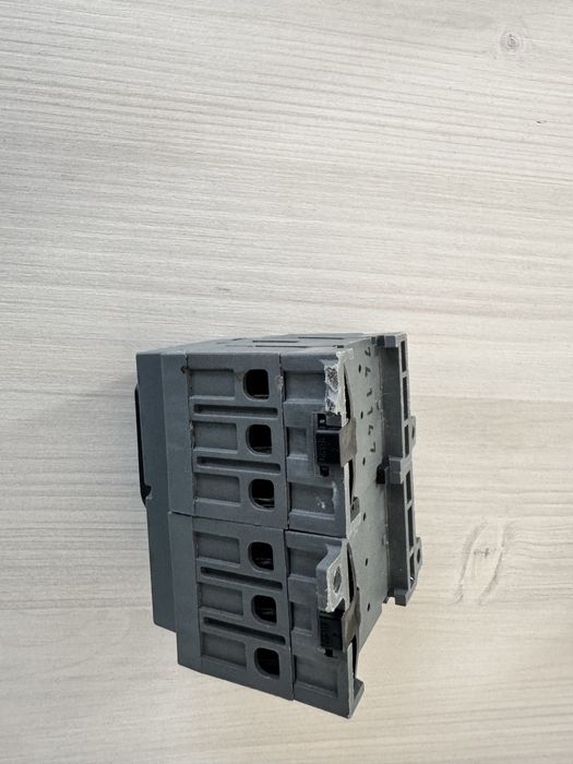 Перемикач навантаження OT40F3C 3P 40A ABB (1SCA104913R1001)