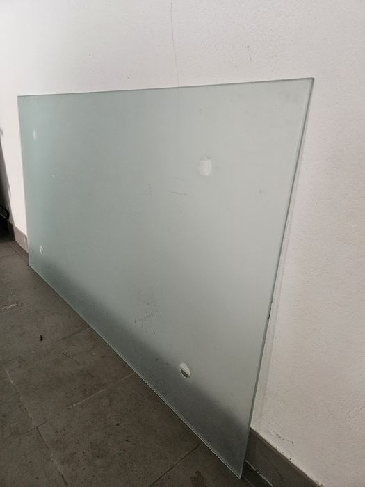 Glass tabletop 1.40x0.80
