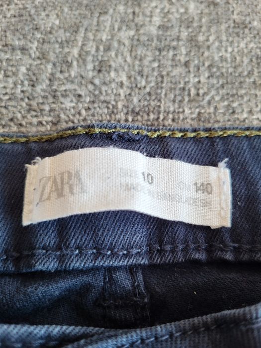 Spodnie jeansy material granatowe 140