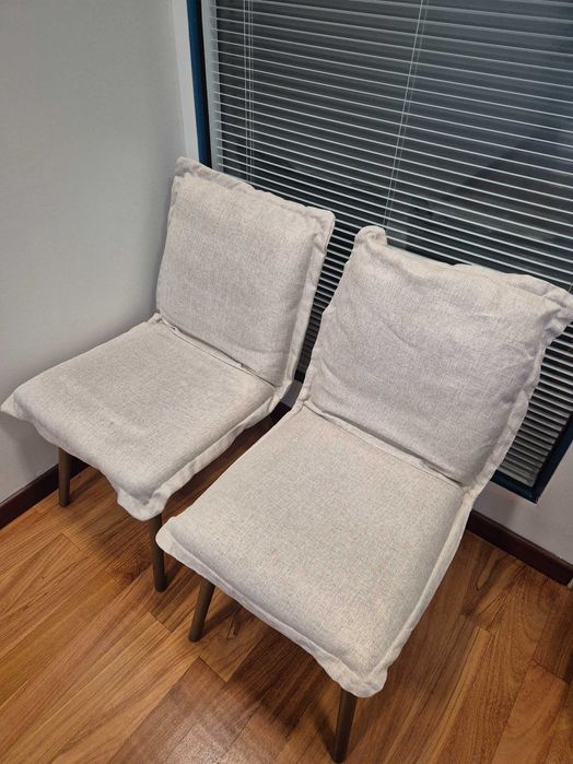 Vendo 2 cadeiras IKEA confortáveis e macias
