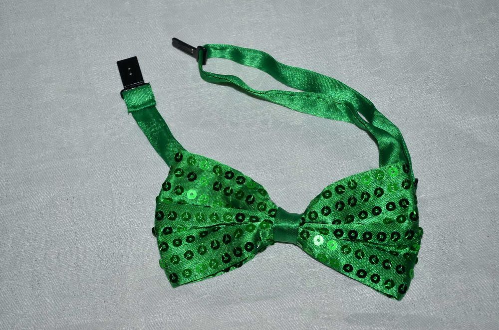 Новый галстук "Бабочка", зеленый цвет.