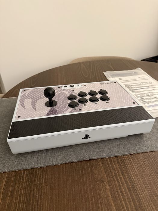 Nacon Daija Arcade Stick PS5 / PS4 / PC — Como Novo