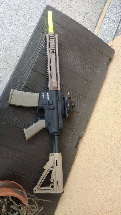 Réplica de Airsoft (Rossi Neptune) + Acessórios