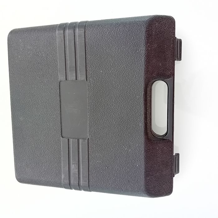 Vendo caixa de ferramente ( vazia )
