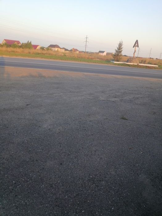 Срочно продам 4,2 гектара земли на трассе фасад от хозяина