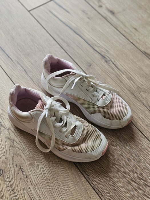 Adidasy dla dziewczynki