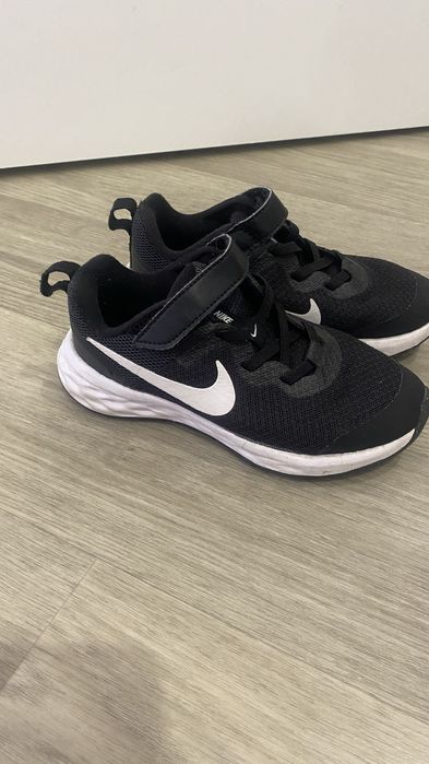 Кроссовки Nike Revolution 6 р. 27