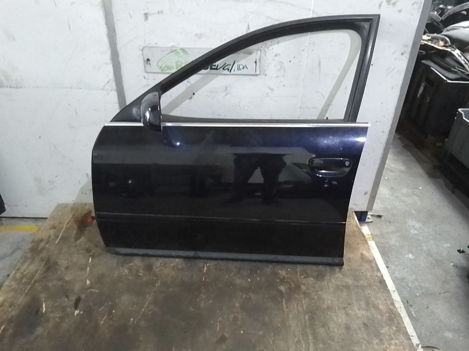 Porta frente esquerda AUDI A6 (4B2, C5)