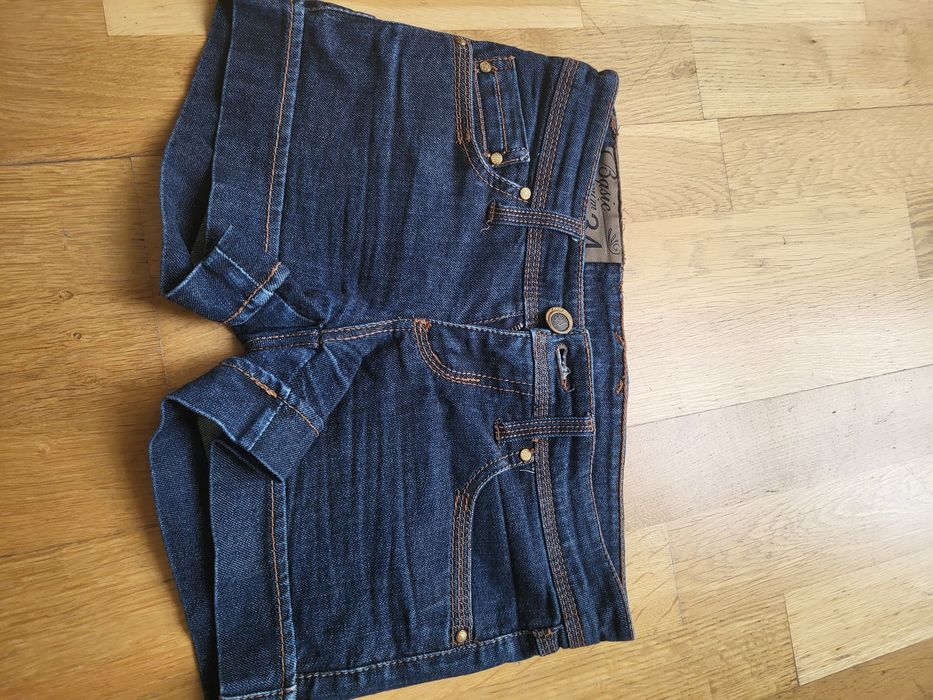 Vinted Krótkie spodenki Stradivarius XS/34 Stradivarius
