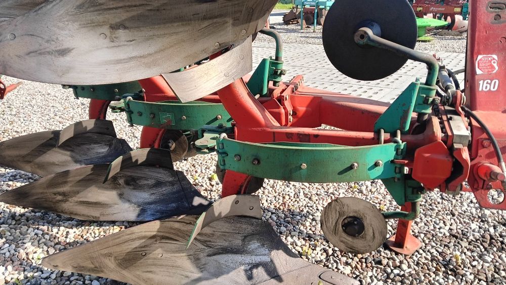 Pług kverneland overum 3.4 skiby obrotowy zagonowy