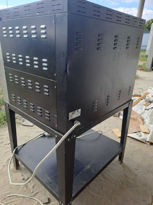 Piec do pizzy, duży, profesjonalny, podwójny, 4x35.