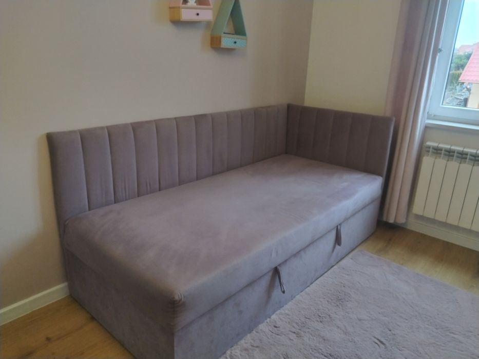 Tapczan welurowy dla dziewczynki