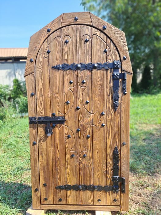 Drzwi do ziemianki/piwniczki  ogrodowej