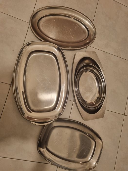 Vende se varios artigos de loiça