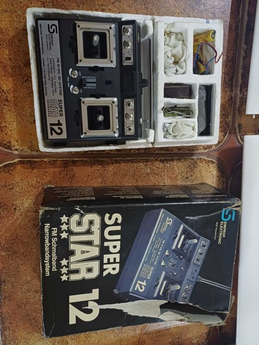 Model RC zdalnie sterowany, szybowiec.