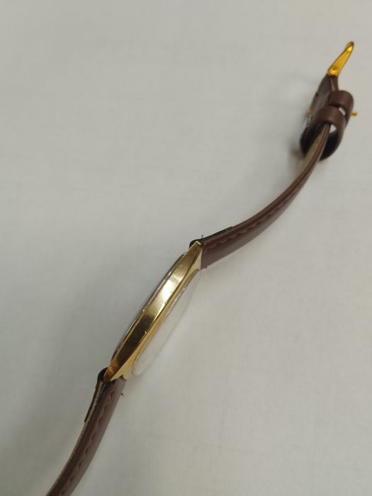 Omega De Ville. 111.039 Cal.625 złocony 20 mikronów
