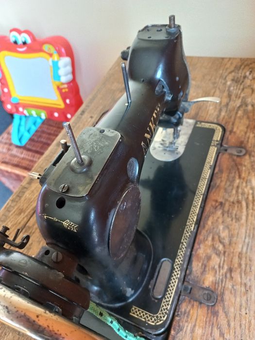 Maszyna do szycia ANKER STEBNÓWKA