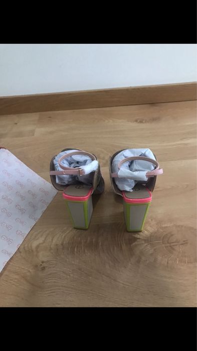 Sandalias EXE 39 novas