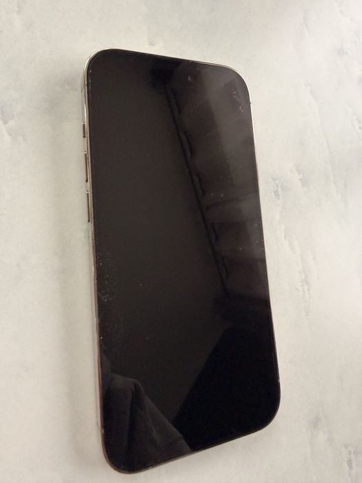telefon iPhone 14 Pro