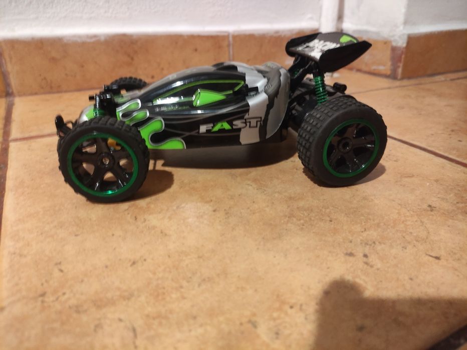 maszynę na panelu sterowania i włącz