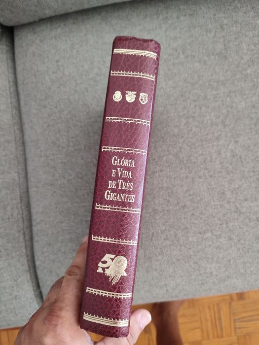 Glória e Vida de Três Gigantes - História do Benfica /Sporting / Porto