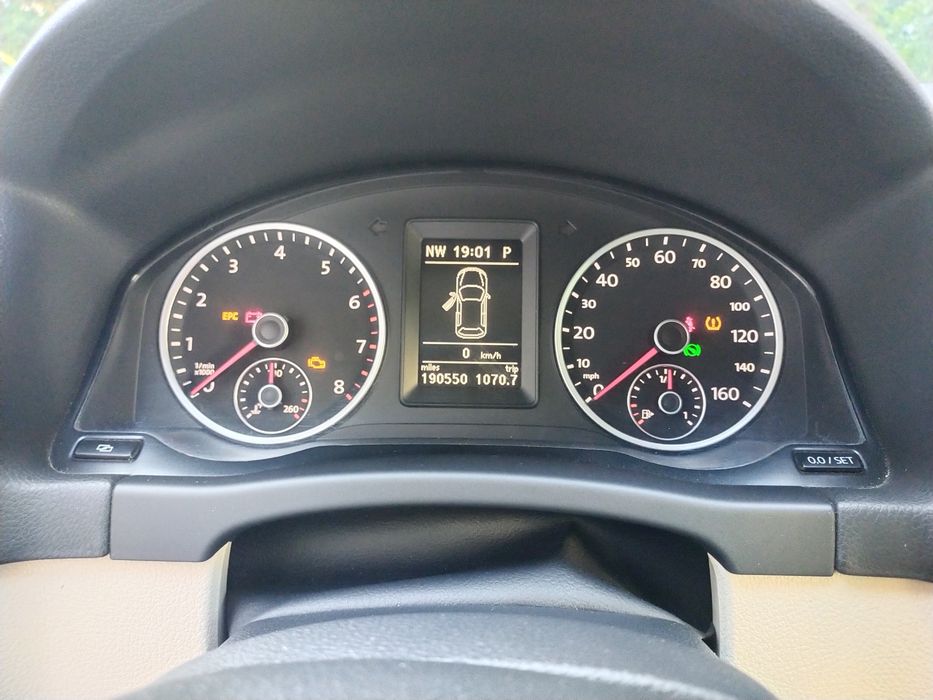 Volkswagen Tiguan 2010 VIN WVGBV7AX3AW532836 фото оголошення 6 з 17