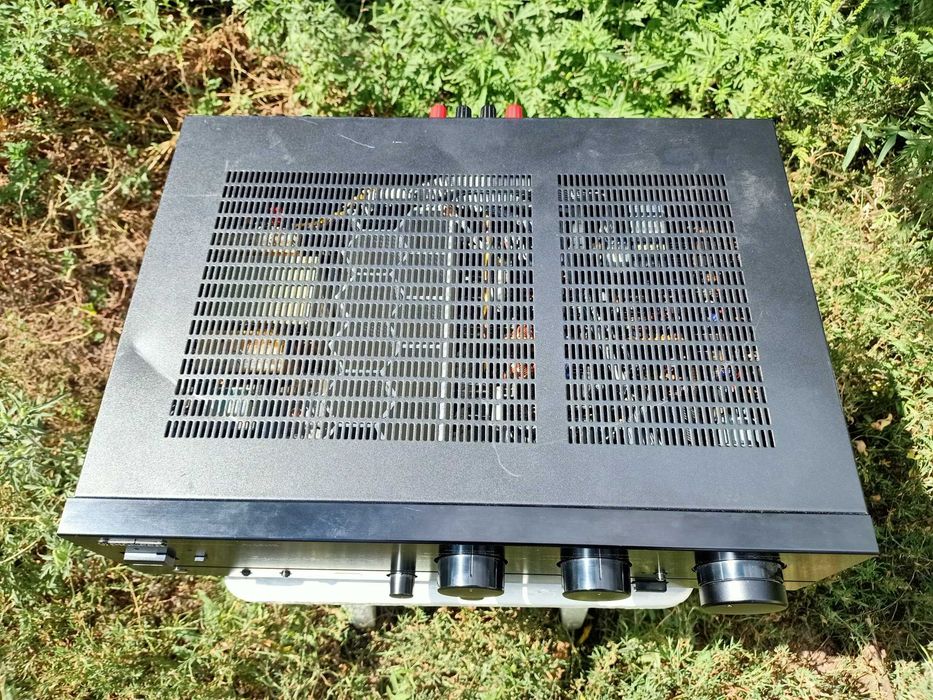 Усилитель Pioneer A-450R.