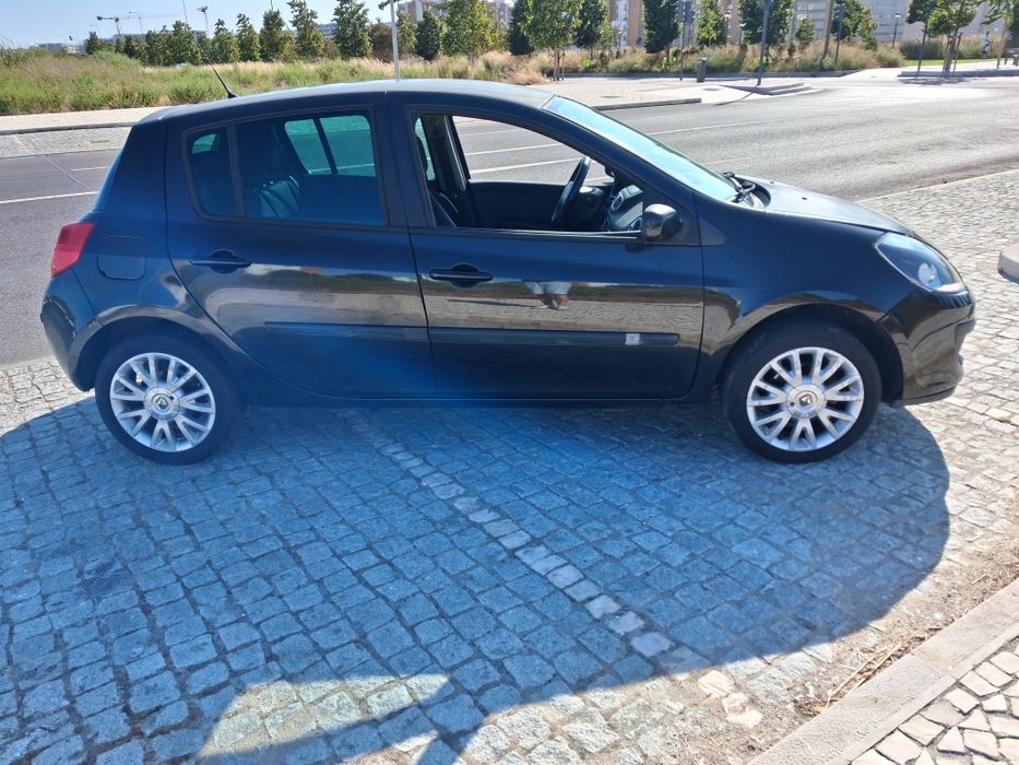 Vende-se Renault Clio III