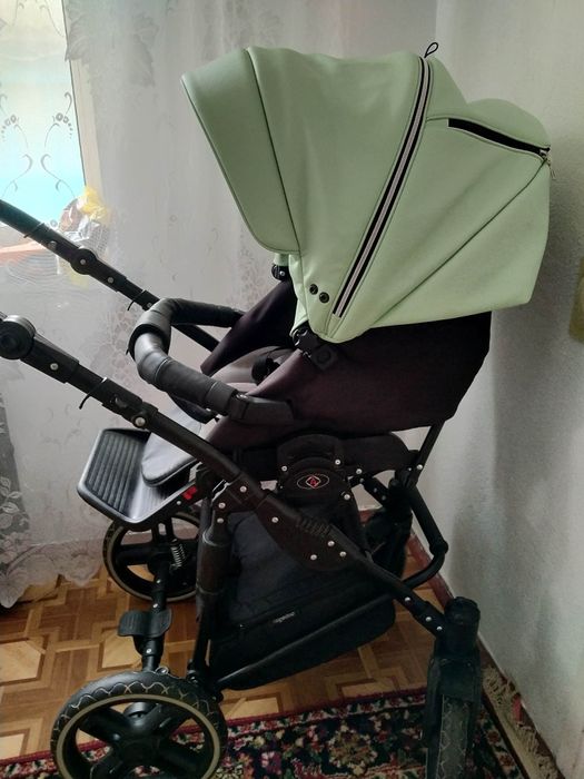 Продам дитячю коляску.2 в 1.