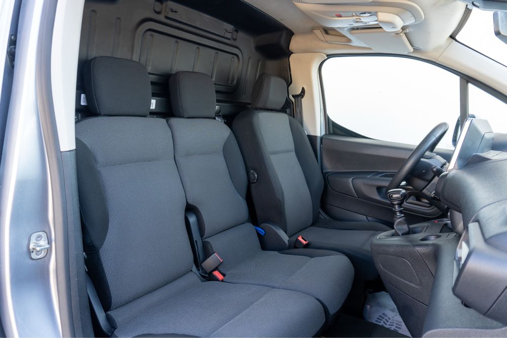 Toyota ProAce City 1.5 D-4D L1 (Garantia total até 2029/08) - (Desde 220€/mês financiamento)