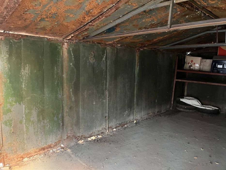 Продам гараж в центрі міста