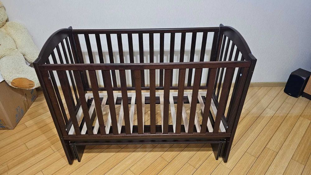 Дитяче ліжечко Veres