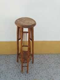 Floreira em madeira muito antiga