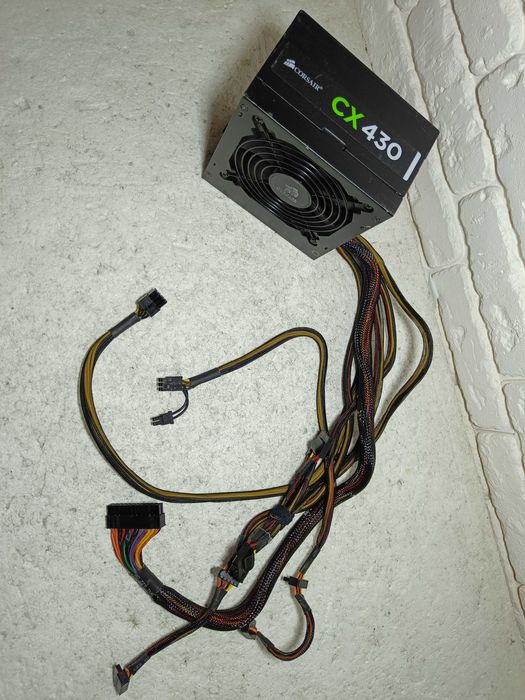 Блок живлення CORSAIR CX430 80 PLUS BRONZE Пломба 8pin GPU 8pin CPU