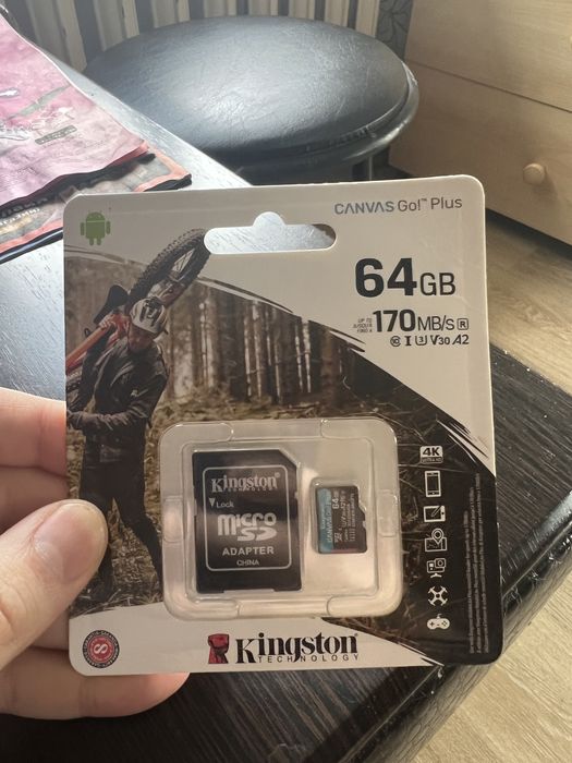 Карта памʼяті kingston kanvas go plus 64gb