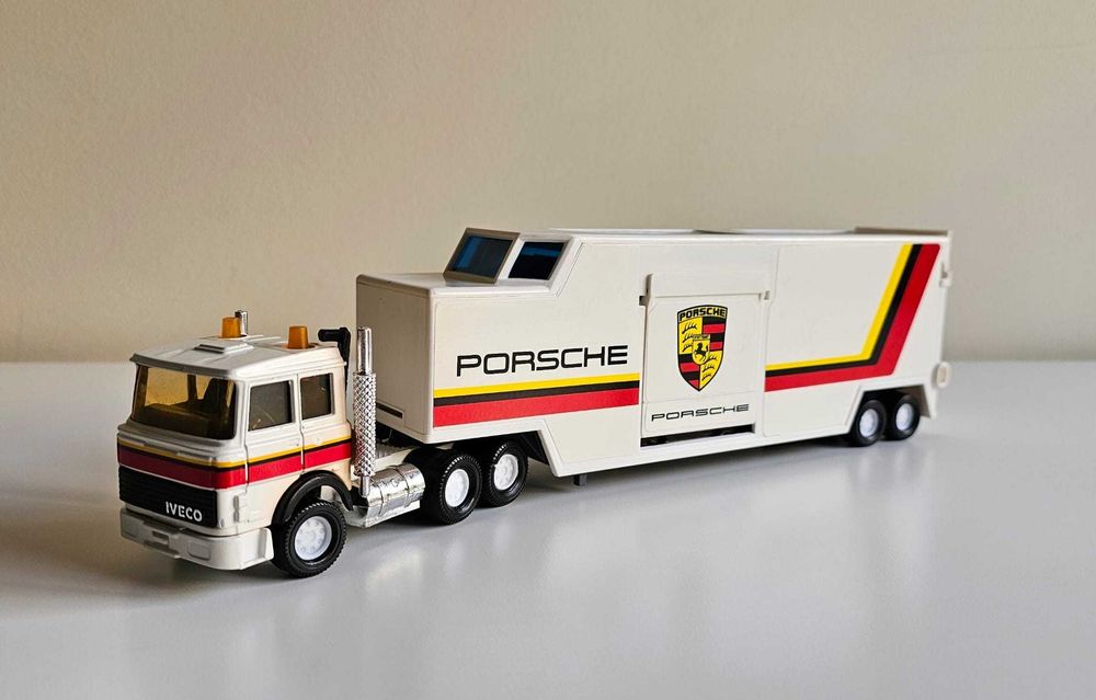 Matchbox Superkings K159 Camião Assistência e miniatura Porsche