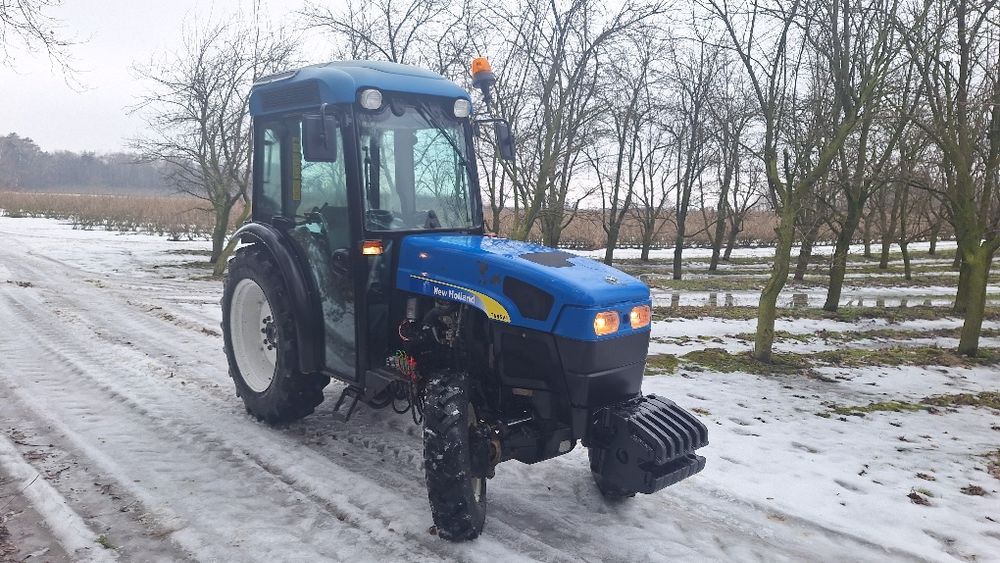 New Holland tn95VA sadowniczy sadownik
