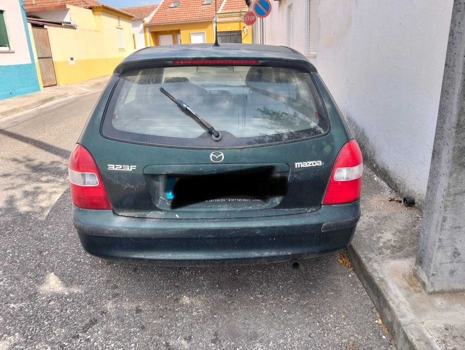 Venda de Mazda 323f